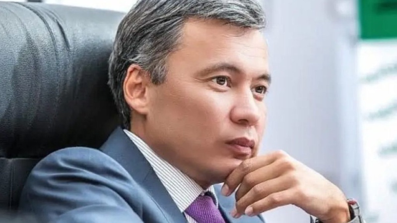144 миллиарда тенге и часы за $740 тысяч: скандально известный экс-банкир Жомарт Ертаев вышел на свободу