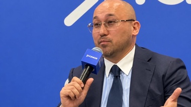 «Оңбаған болмаңдар»: Дәурен Абаев жастарға кеңес берді