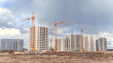 “Құрылыс компанияларынан келісімшарт алады“: Қазақстанда тәуелсіз техқадағалау енгізу ұсынылды