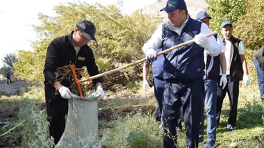 Түркістан облысында «World Cleanup Day» аясында тау баурайында 4 мыңнан астам адам ауқымды сенбілікке қатысты