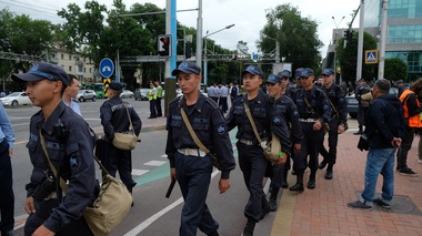 В Казахстане полиция начала усиленно бороться с нарушителями тишины и порядка