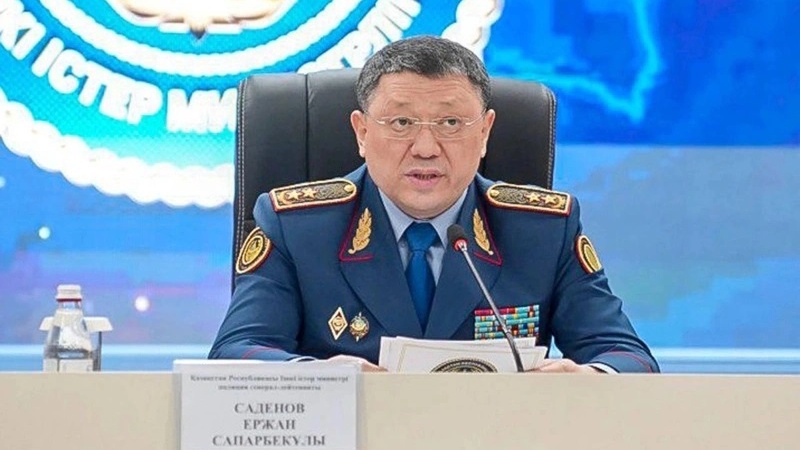 Саденов предупредил руководство областей об ответственности за тяжкие последствия на дорогах