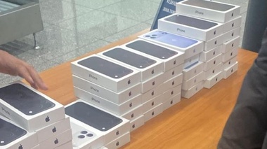 223 iPhone 18 пытались ввезти без декларации через аэропорт Астаны