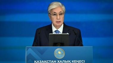 “Ел мүддесі үшін адал қызмет ету - зор мәртебе“. Тоқаев Халық кеңесінің сессиясында сөз сөйледі