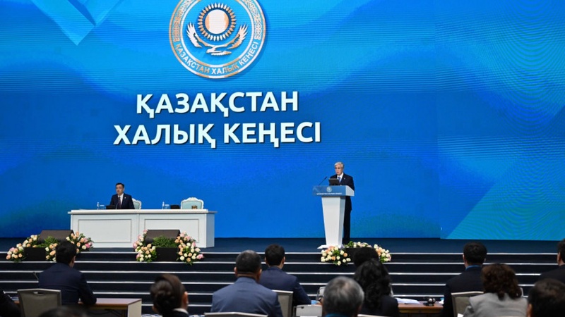 “Халық Кеңесі Құрылтайға балама мекеме емес“ - Президент