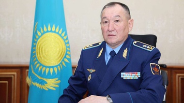 Министра обороны Даурена Косанова сняли с должности