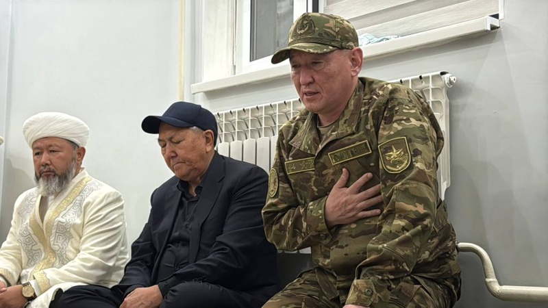 Даурен Косанов освобожден от должности министра обороны РК