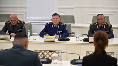 Офицерлердің,  генералдардың кәсіби біліксіздігі себеп болды - Президент Каспийдегі трагедия туралы
