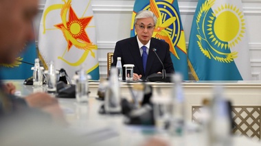 Тоқаев: оқу-жаттығуға қатысқан әскерилер құтқару кеудешелерімен қамтамасыз етілмеген