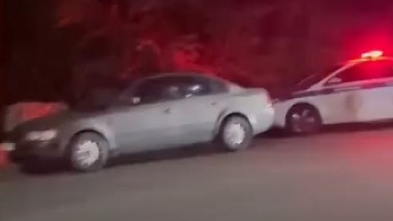 В Кокшетау девушка вышла на ходу из машины из-за ссоры с парнем