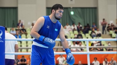 Чемпион мира из Узбекистана лишил Казахстан медали в боксе на Азиаде
