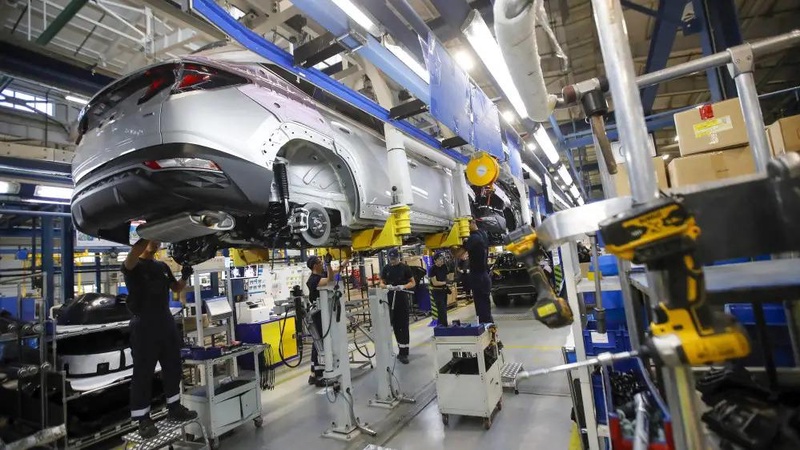 Алматы почти догнал Костанайскую область по выпуску легковых автомобилей