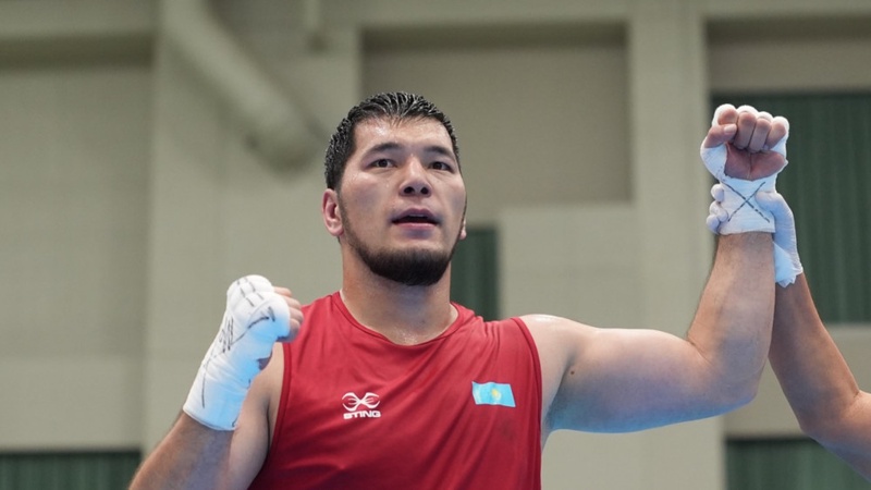 Айбек Оралбай с разгромом вышел в финал Азиатских игр