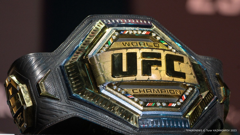 “Вручают настоящий и меняют на реплику“ – экс-чемпион UFC о реальной стоимости пояса