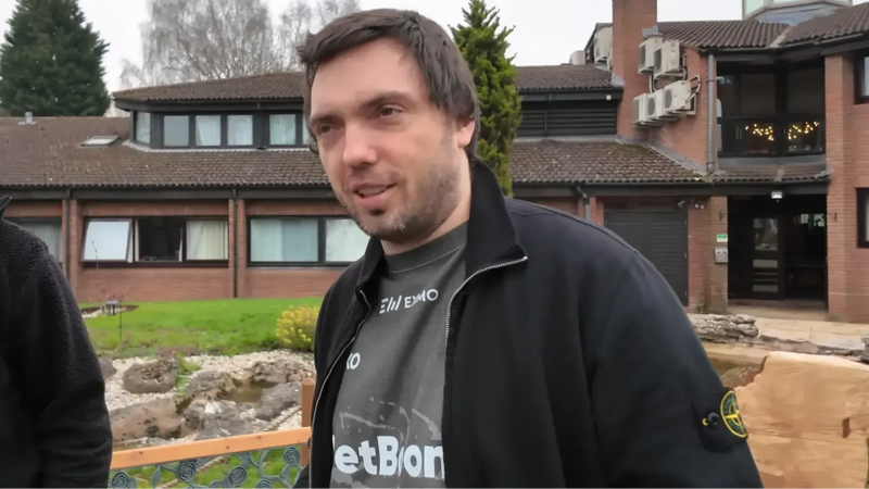 Korb3n: стримерлер турнирлерін неге қарамайтынын айтып, кәсіби жарыстармен салыстырды